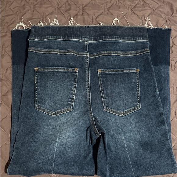 High Rise Blue Jeans - Picture 2 of 7